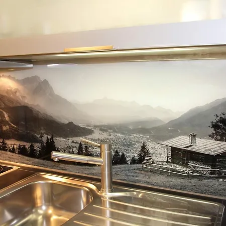 Mein Koenigreich Lägenhet